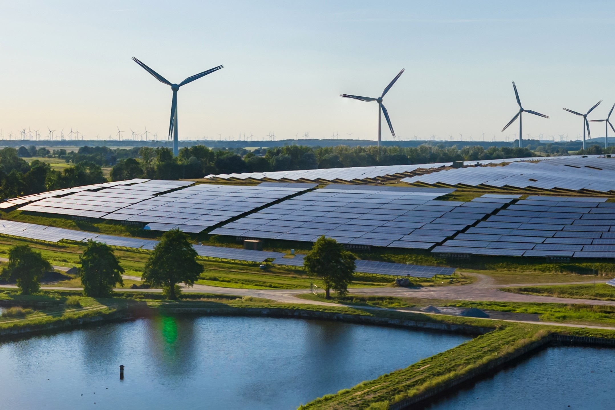 Enfinity Global closes €100 Million Bond with Eiffel to accelerate energy storage and solar PV projects in Europe